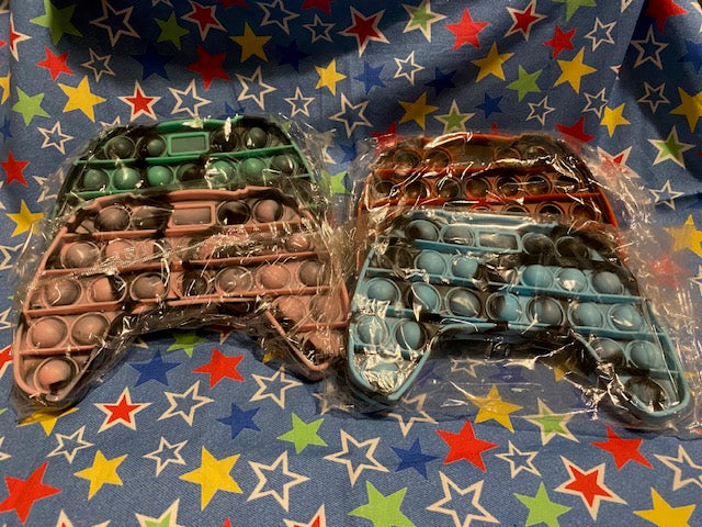 Pop it! game controller