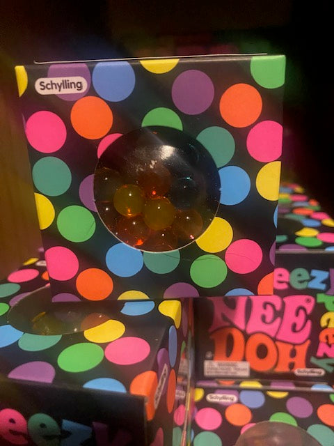 NeeDoh Squeezy Peezy