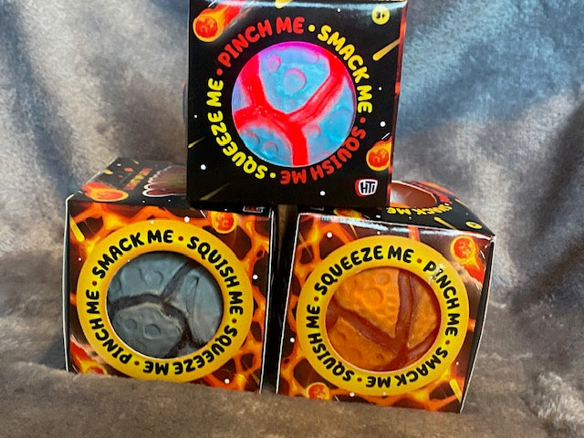 Light Up Lava Squishy Balls -6 cm